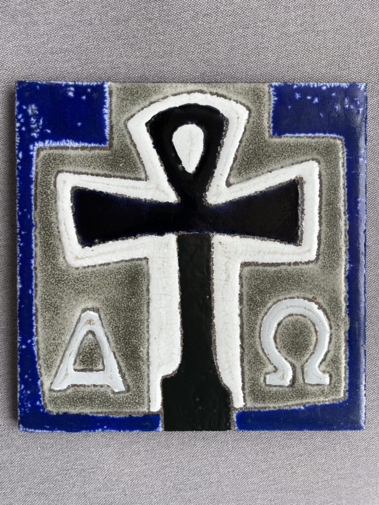 Alpha_Omega_25x25_marie